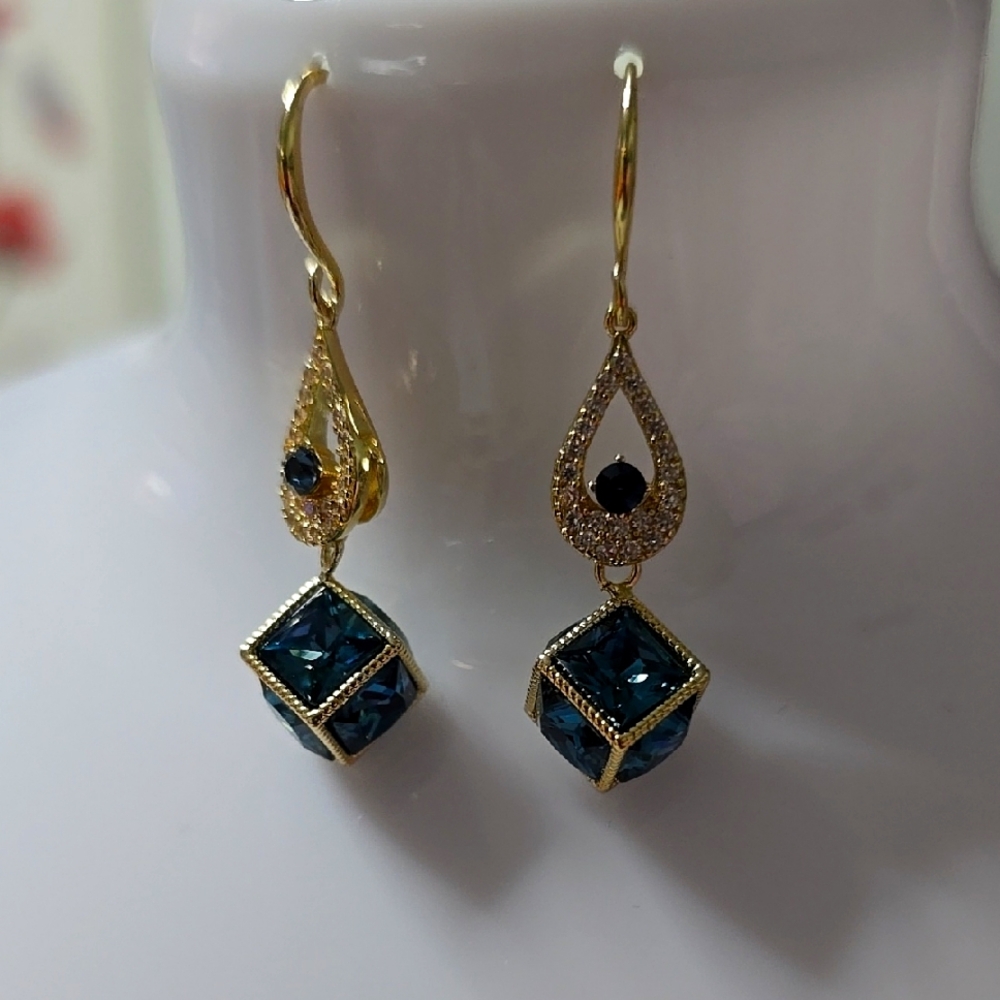 Elegant Gold and Blue Drop Earrings